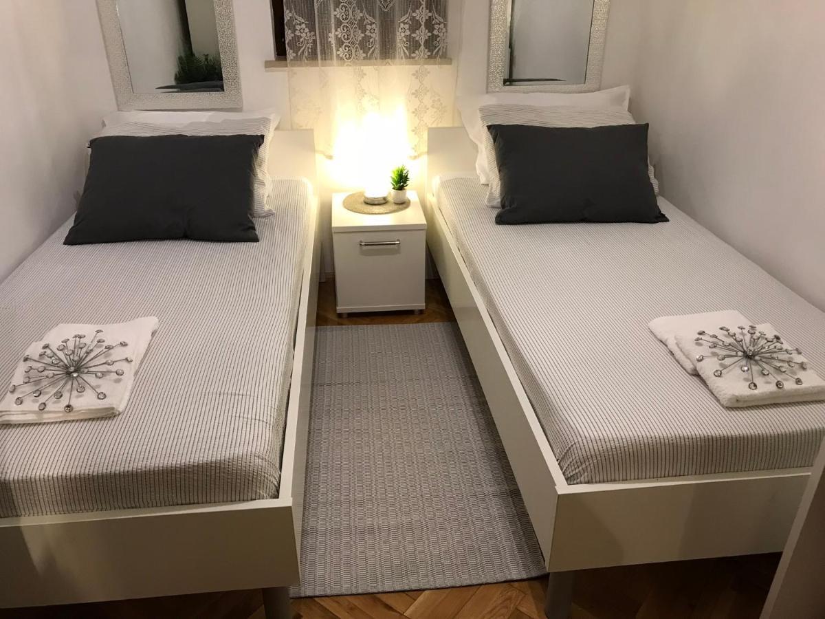 Appartement Puntizela-Patty à Pula Extérieur photo